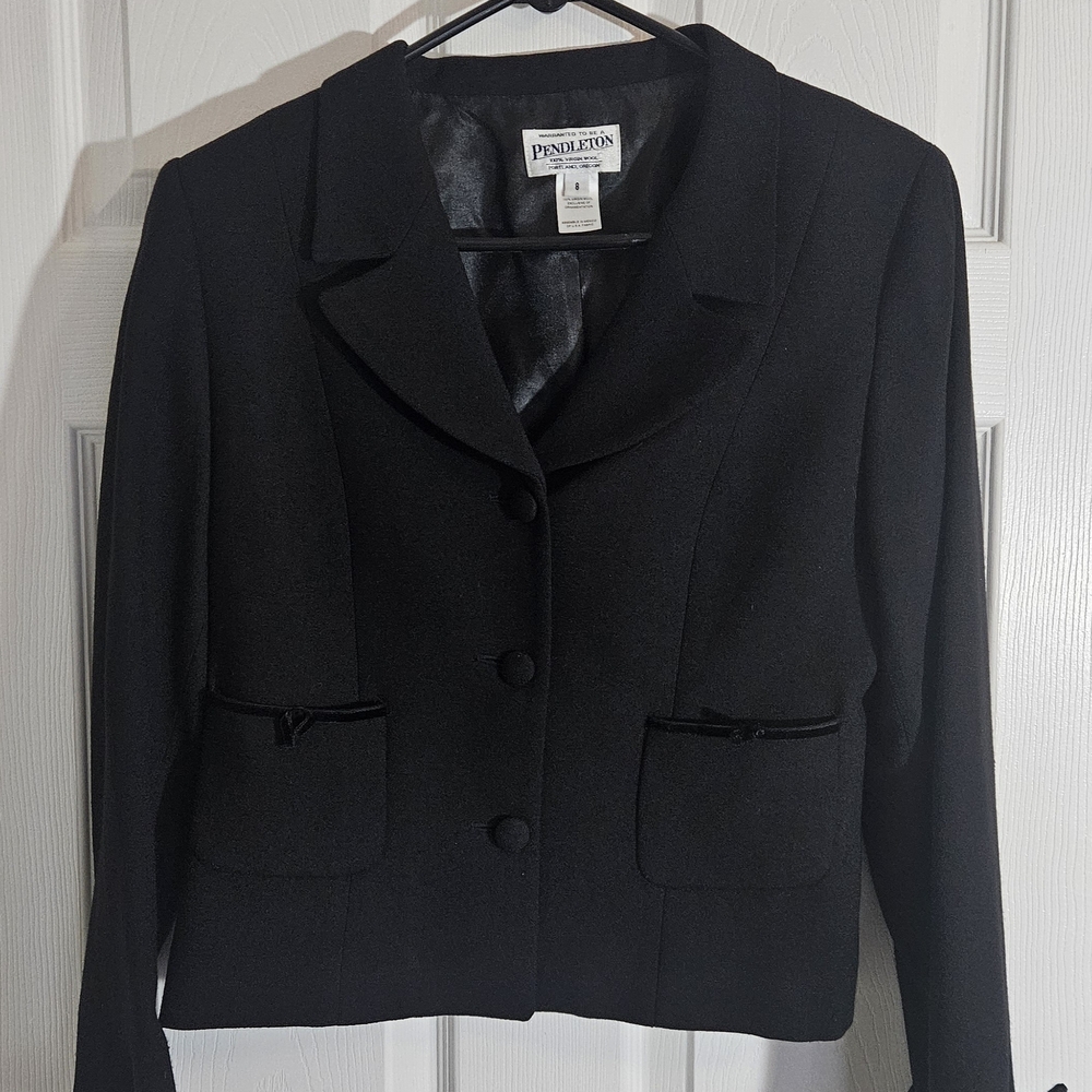 Pendleton Womens Size 8 Black Workplace Blazer,Skirt,Shell Combo.